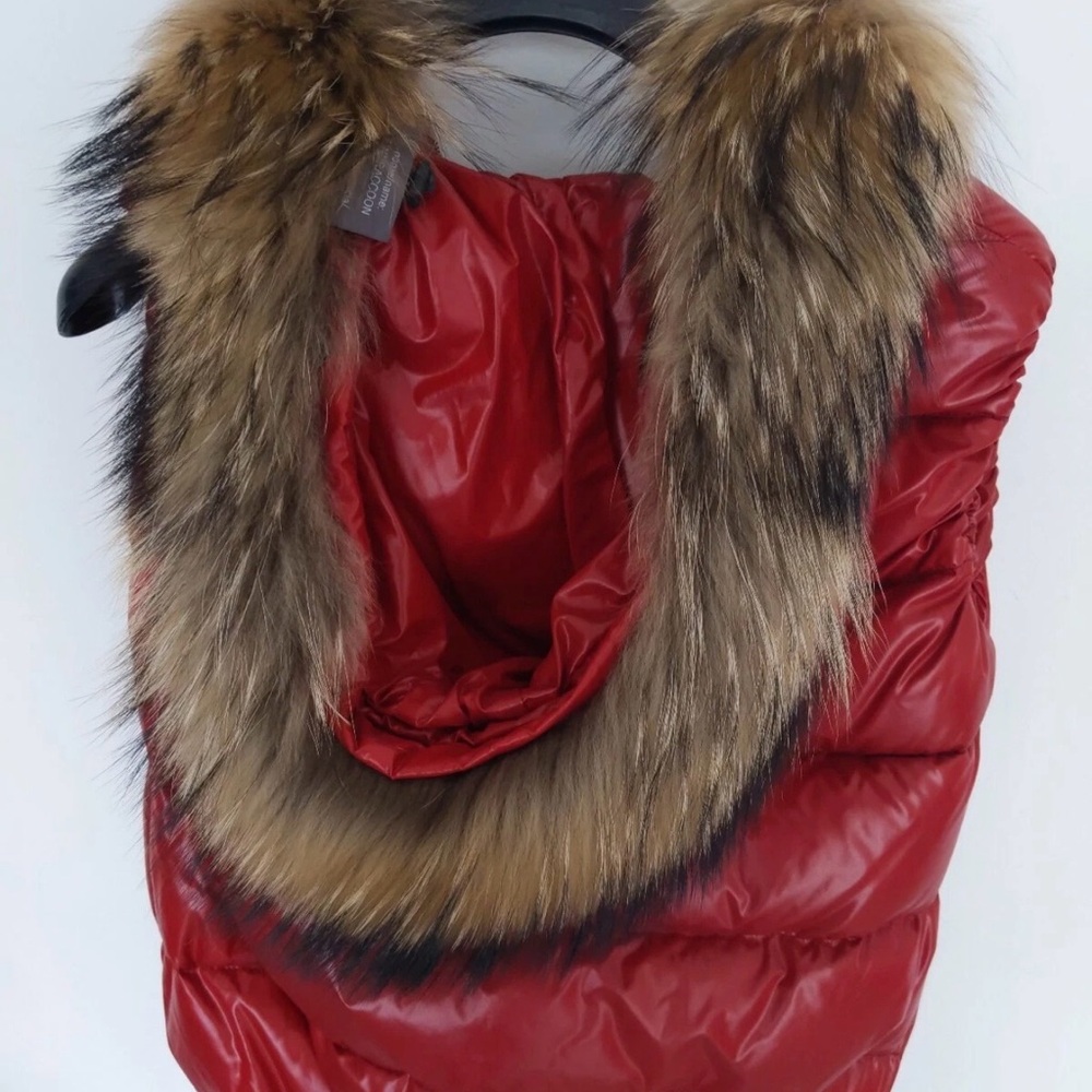Duvetica 44 8 10 shiny Red Real Fur Puffer down Vest gilet NWT M medium